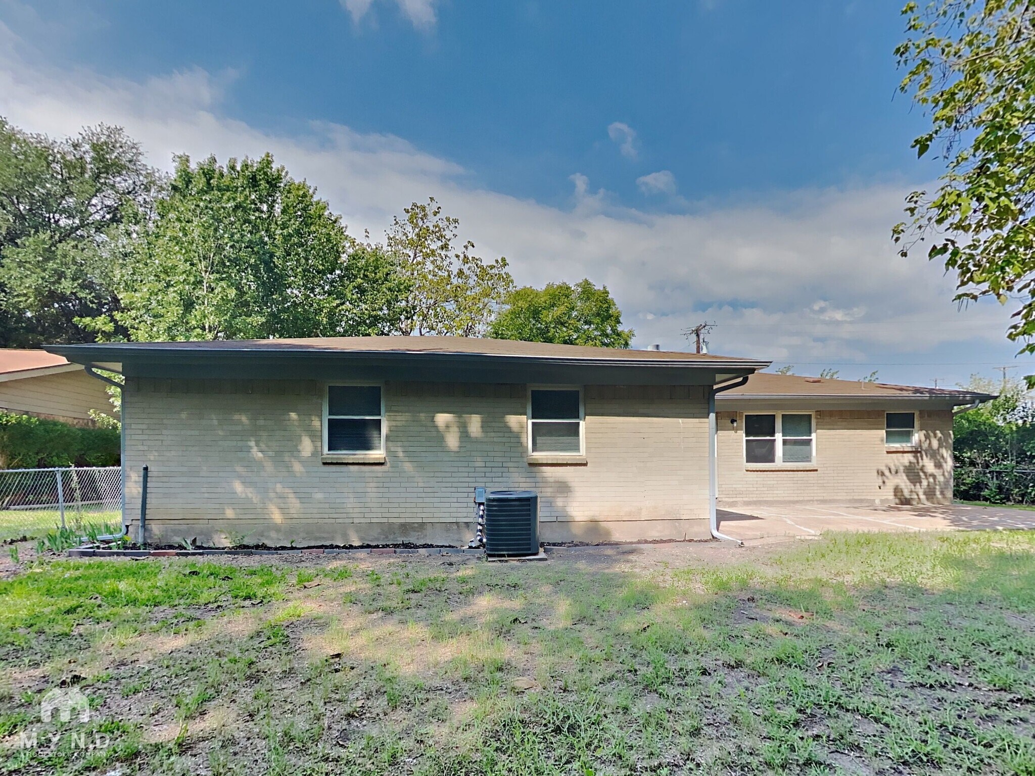 Building Photo - 108 Brookwood Dr