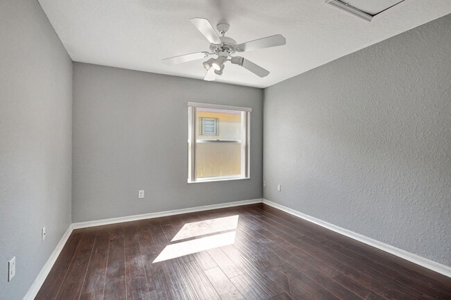 Building Photo - 4190 Bahia Isle Cir