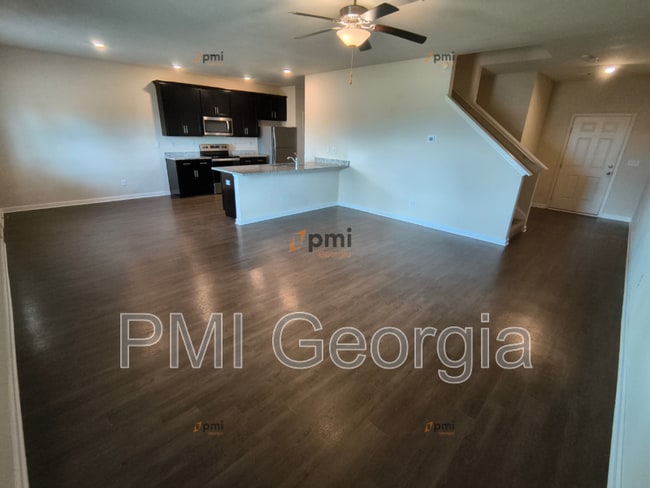 Building Photo - 3541 Falconwood Dr