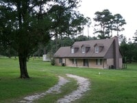 Building Photo - ***COMING SOON*** Country Setting No HOA