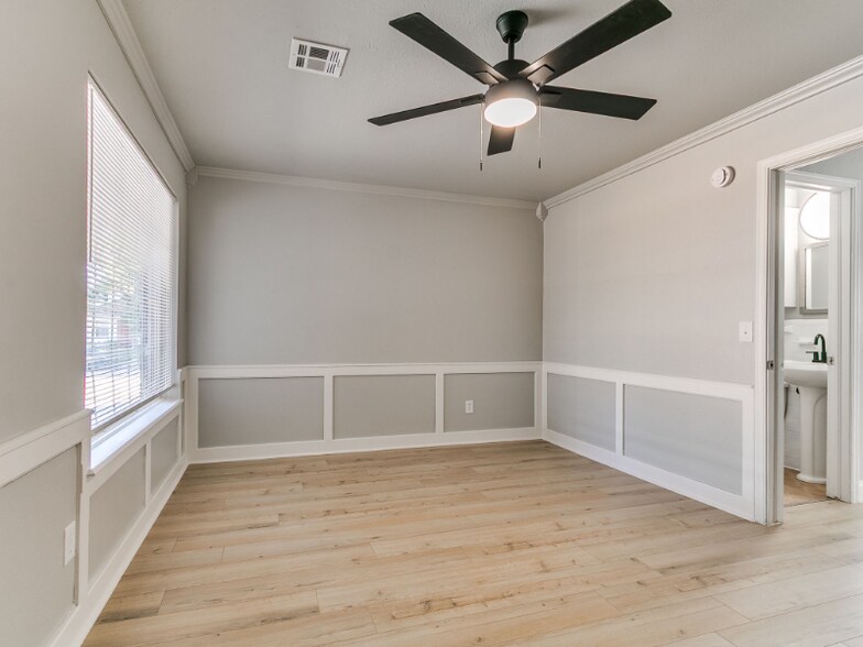 Building Photo - 7625 NW 26th St