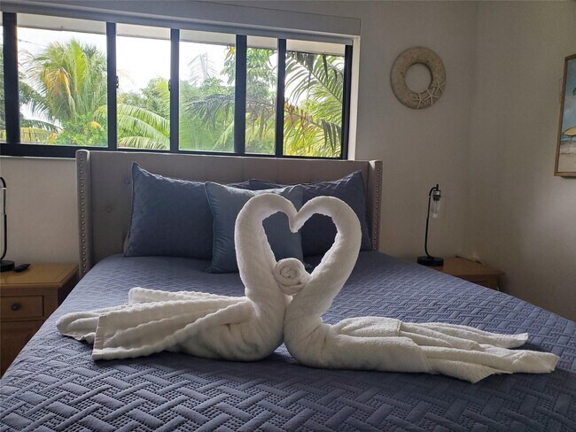 Building Photo - 2009 Admirals Way