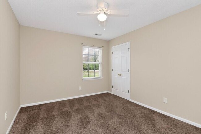 Building Photo - Charming 3BD/2BA Ranch on Large Lot in Indian Trail!