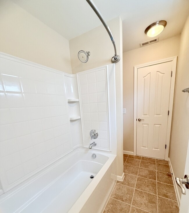 Building Photo - 7850 Cape Charles Dr