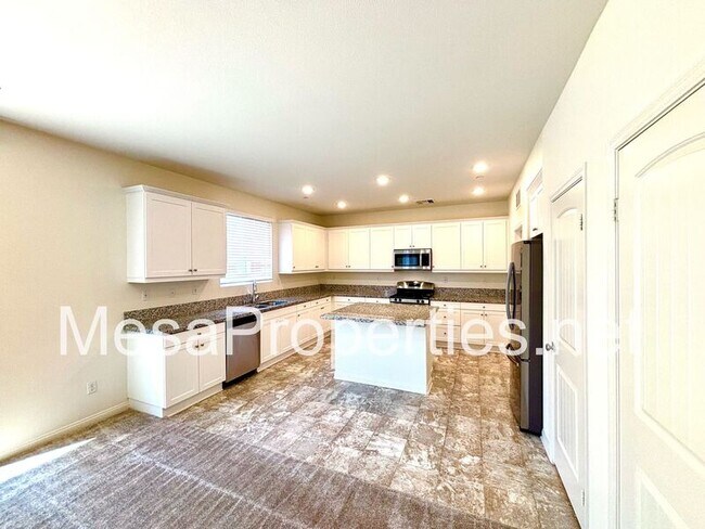 Building Photo - 13422 Menchaca Ct