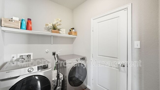 Building Photo - 6370 Tarrant Hl