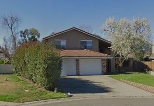 Building Photo - Beautiful Fair Oaks 4/2!  BIG HOUSE  **See details below for viewings**