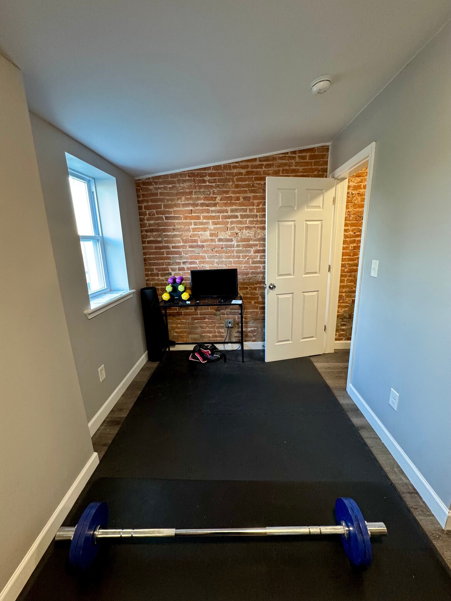 Building Photo - 515 Mosher St