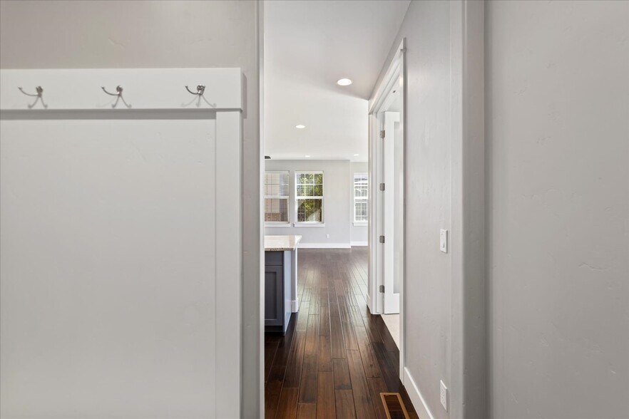 Building Photo - 3631 S Pheasant Tail Way
