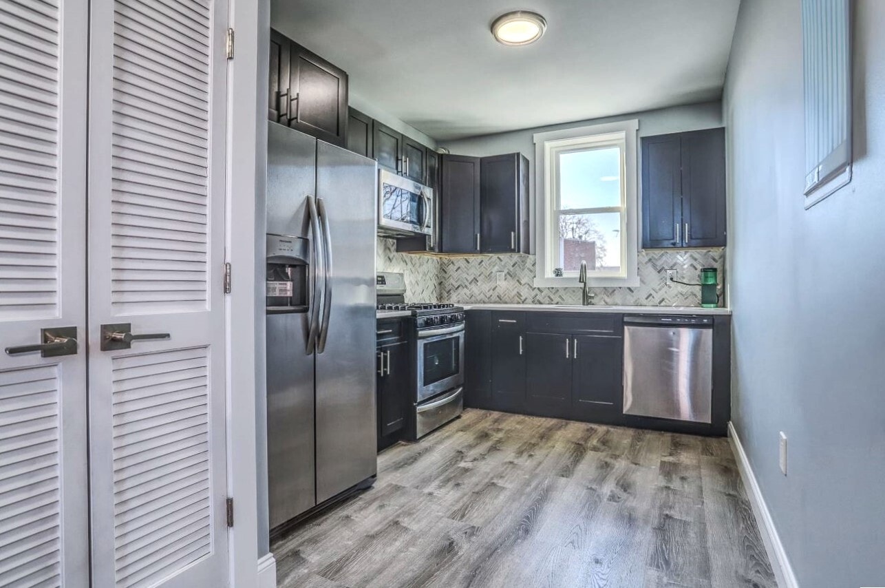 Building Photo - 97 Reservoir Ave