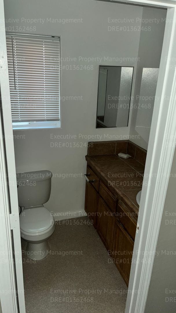 Building Photo - Spacious 3 bedroom, 2.5 bathroom townhome. ASK ABOUT THE MOVE IN SPECIAL (OAC)!