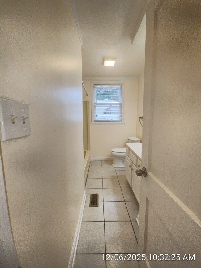 Building Photo - 2149 Texas Ave