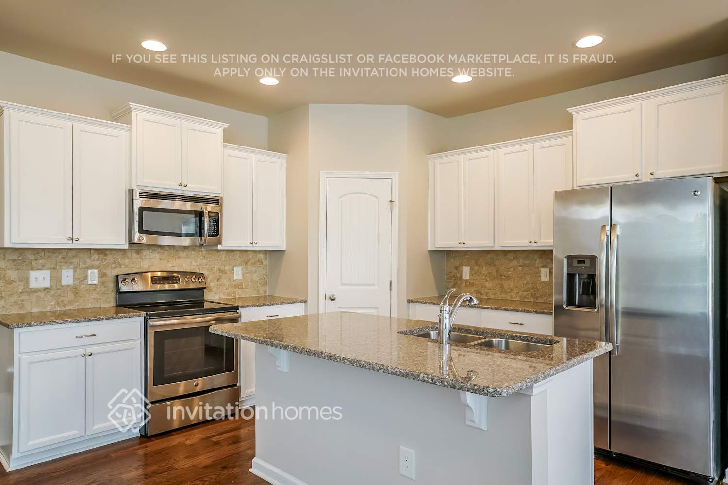 Building Photo - 7808 Weathered Oak Way