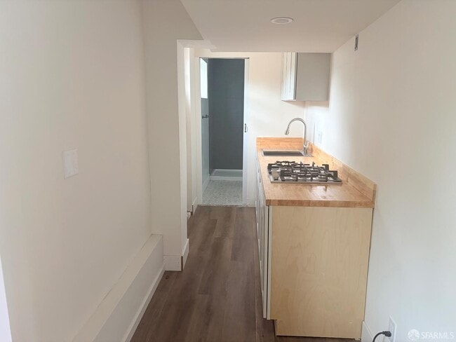 Building Photo - 2555 Sherwood Dr