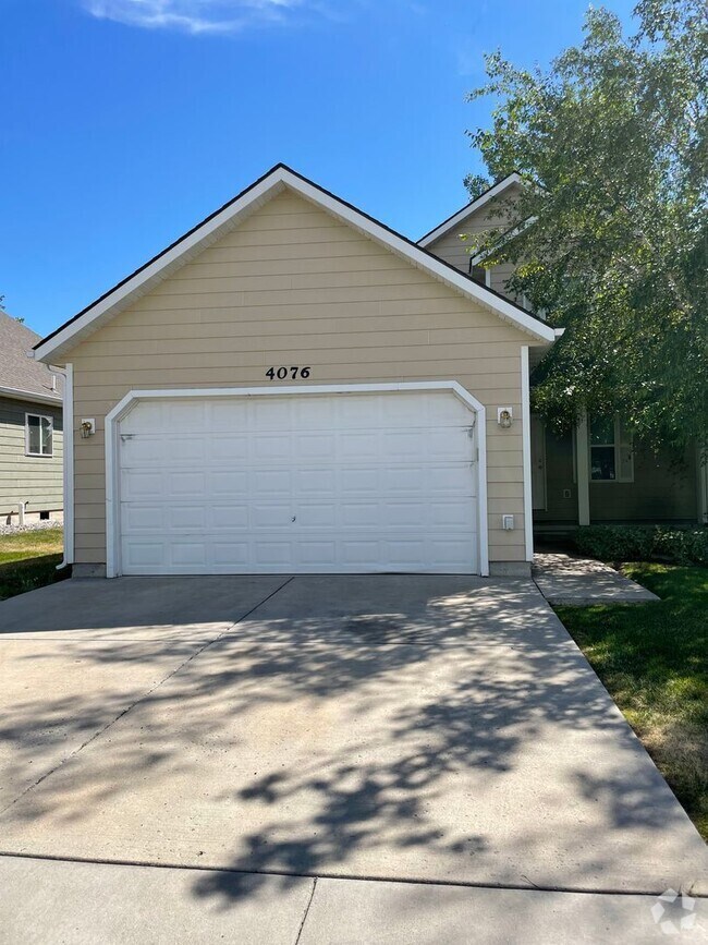 Building Photo - Three Bedroom Home in Bozeman