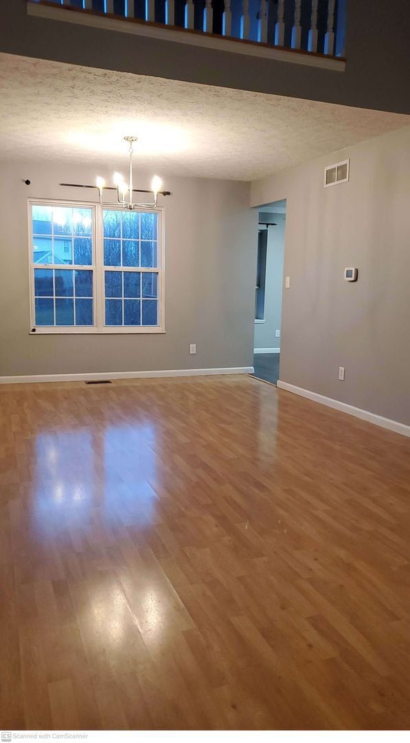 Building Photo - Beautiful Upscale Home – Beavercreek Schoo...
