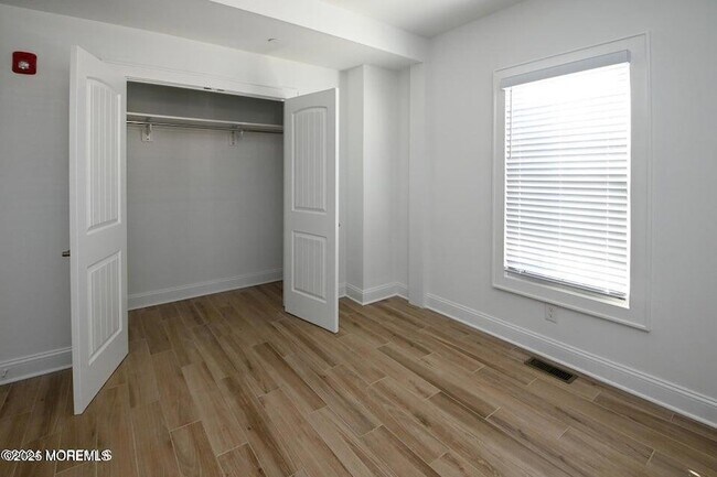 Building Photo - 206 NJ-71