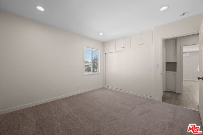 Building Photo - 11825 Iowa Ave