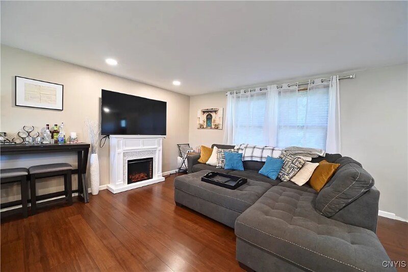 Building Photo - 8003 Bamm Hollow Rd