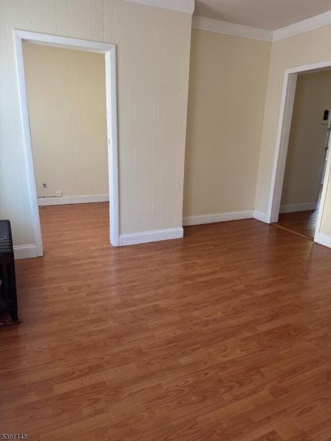 Building Photo - 16 Cutler St