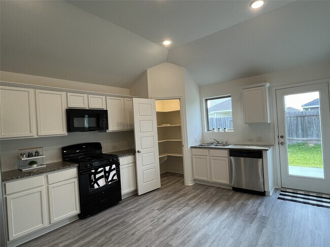Building Photo - 21618 Lemon Beebrush Ln