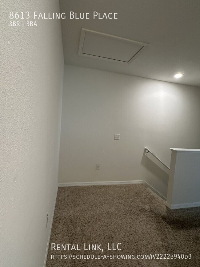 Building Photo - 8613 Falling Blue Pl