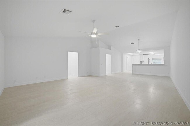 Building Photo - 4112 Pine Ridge Ln