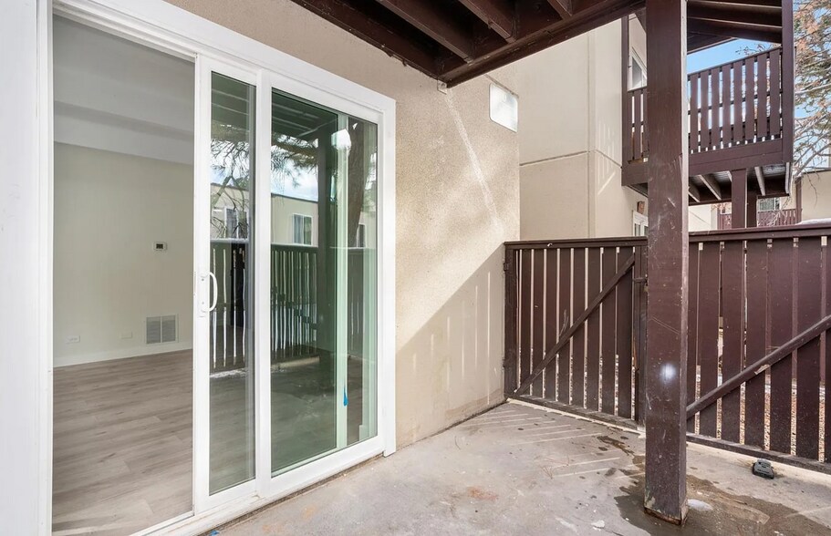 Building Photo - 9725 E Harvard Ave