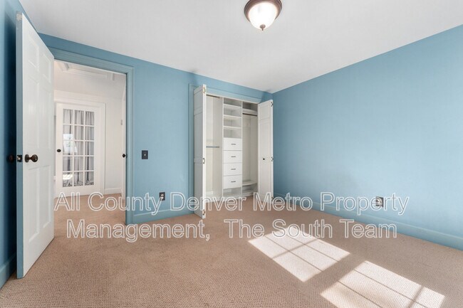 Building Photo - 7731 S Curtice Way