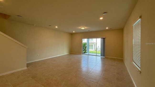 Building Photo - 2599 Winsome Wy