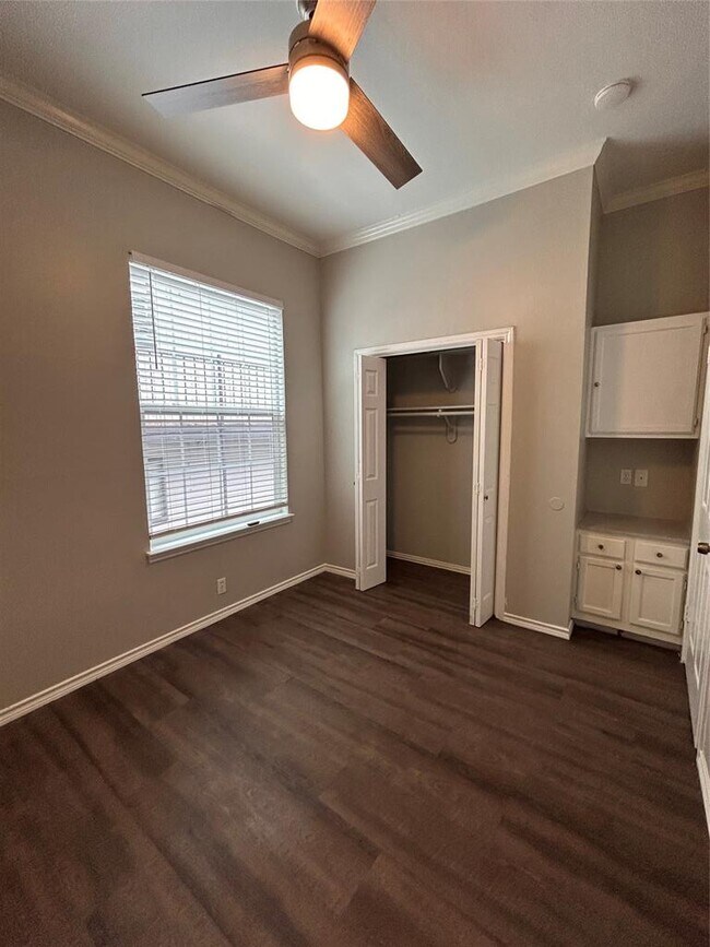 Building Photo - 2814 Nueces St