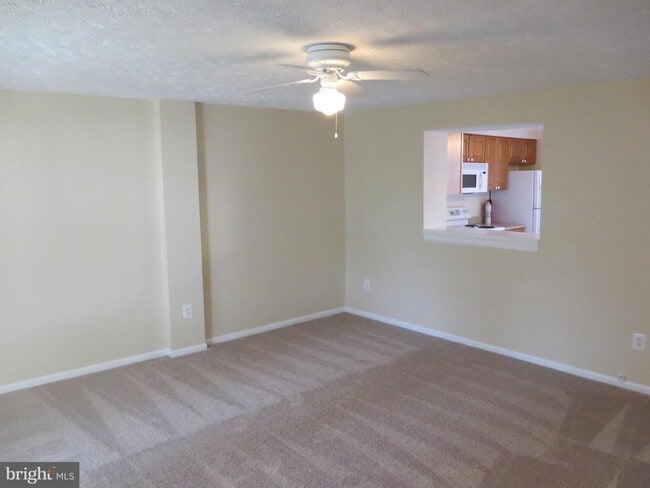 Building Photo - 9038 St Steven Ct