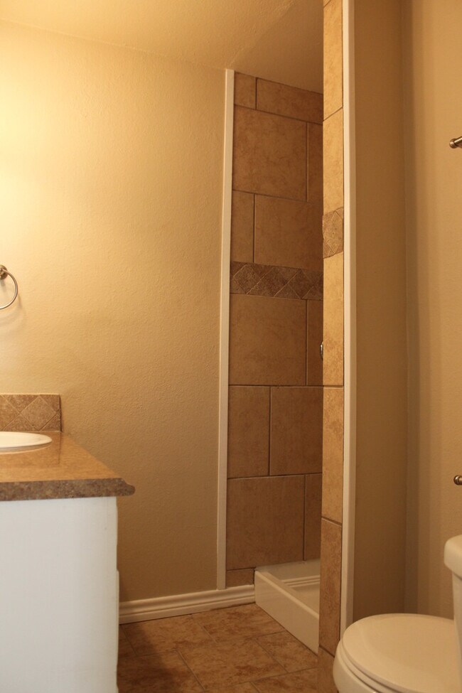 Building Photo - 2821 56th St