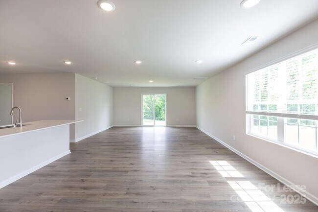 Building Photo - 10350 Chatham Run Ln