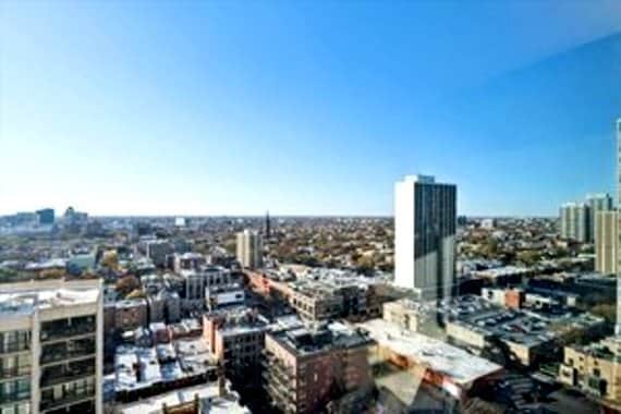 Building Photo - 1560 N Sandburg Terrace