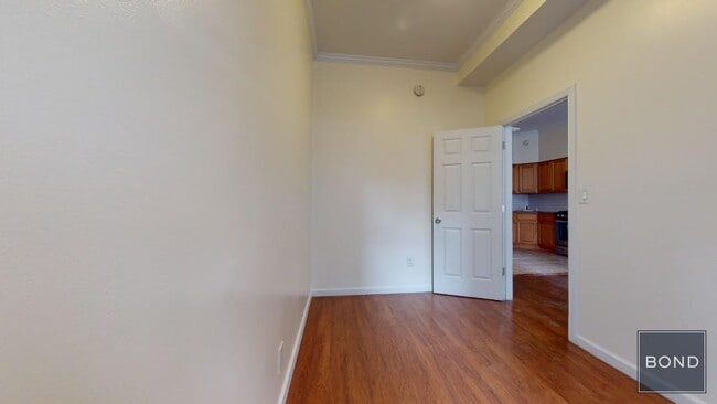 Building Photo - 955 Second Avenue