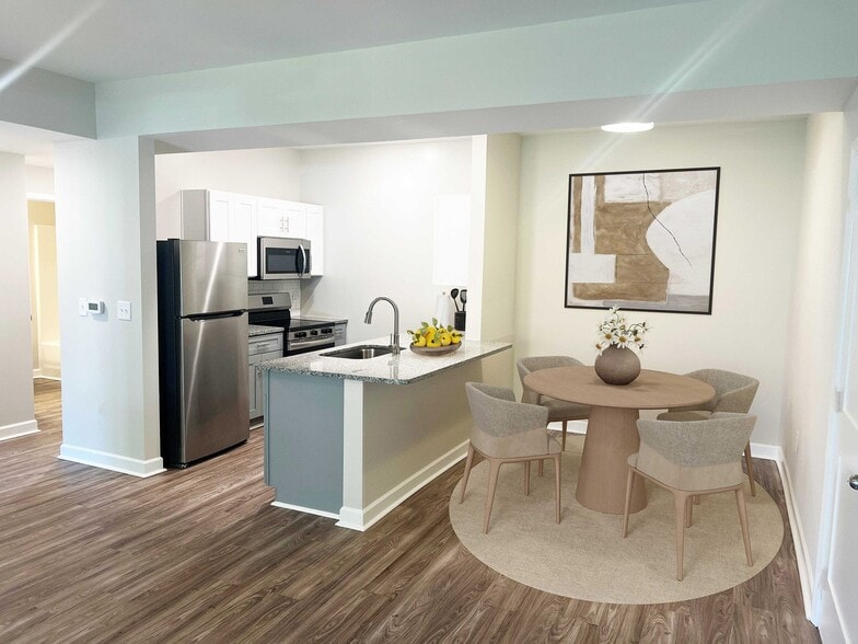 Primary Photo - Wildwood Apartments