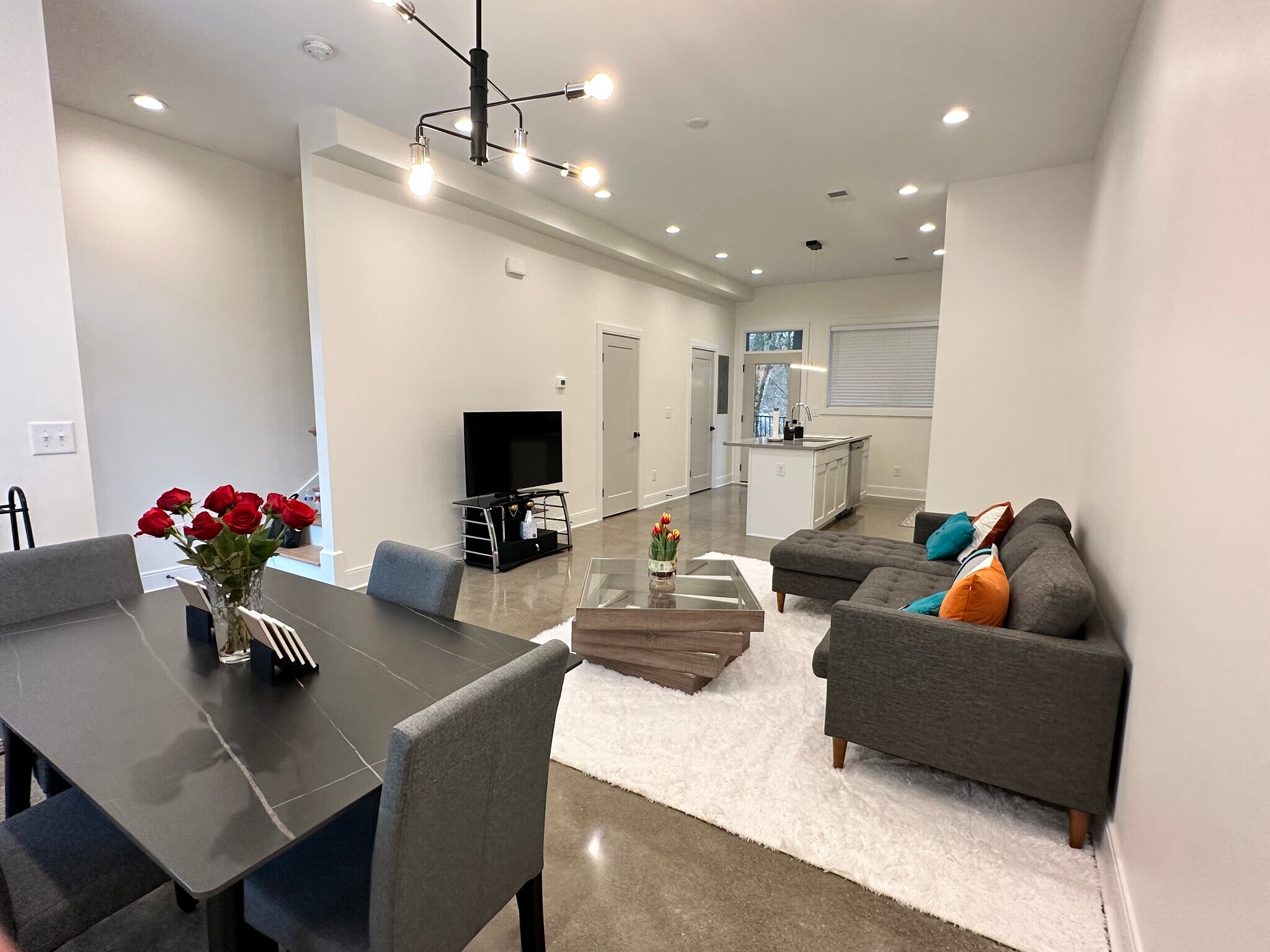 Building Photo - 1535 Yarra St