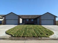 Building Photo - 5277 N Toben Ct