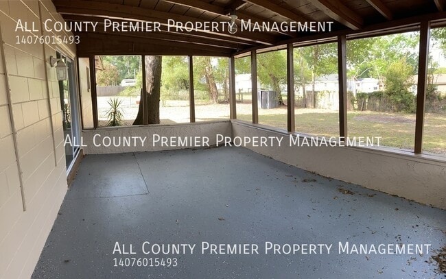 Building Photo - 5524 Saint Josephs Blvd