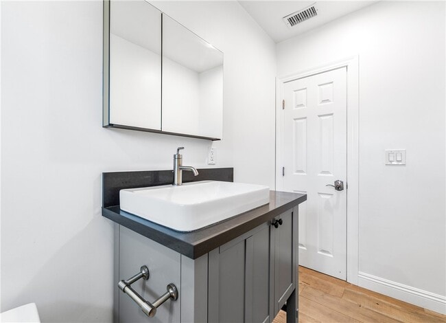 Building Photo - 1281 La Colina Dr