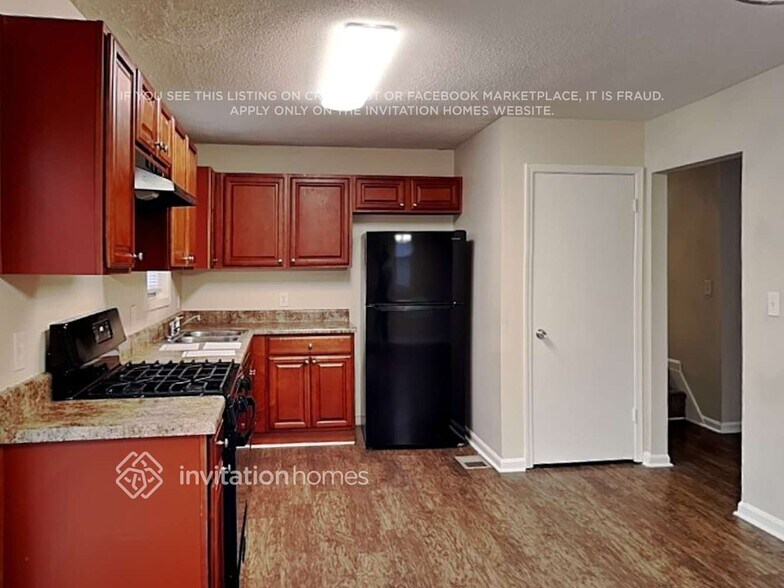 Building Photo - 4521 Dons Ct SW