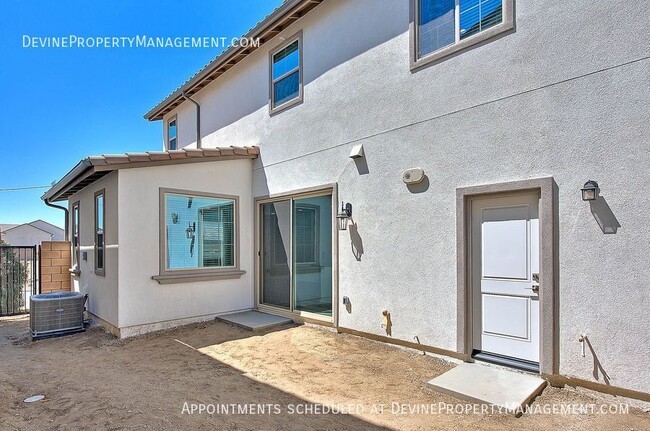 Building Photo - 7030 Aloe Ln