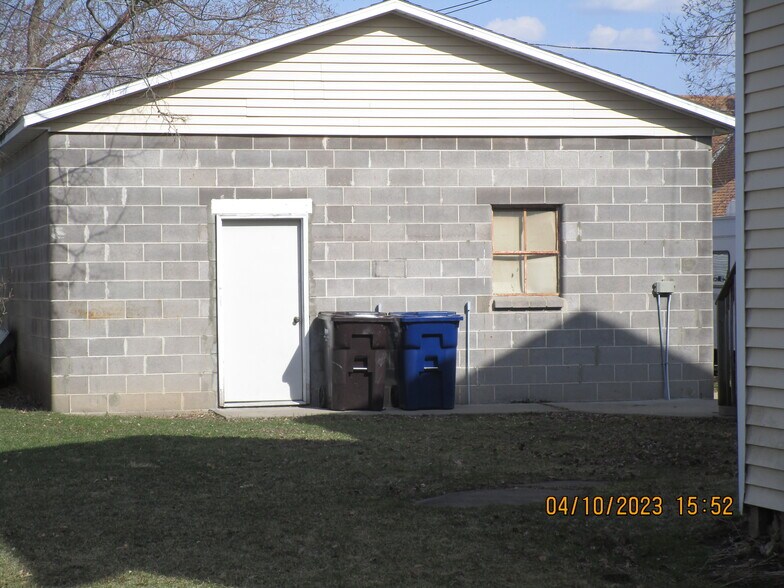 Building Photo - 309 S K St