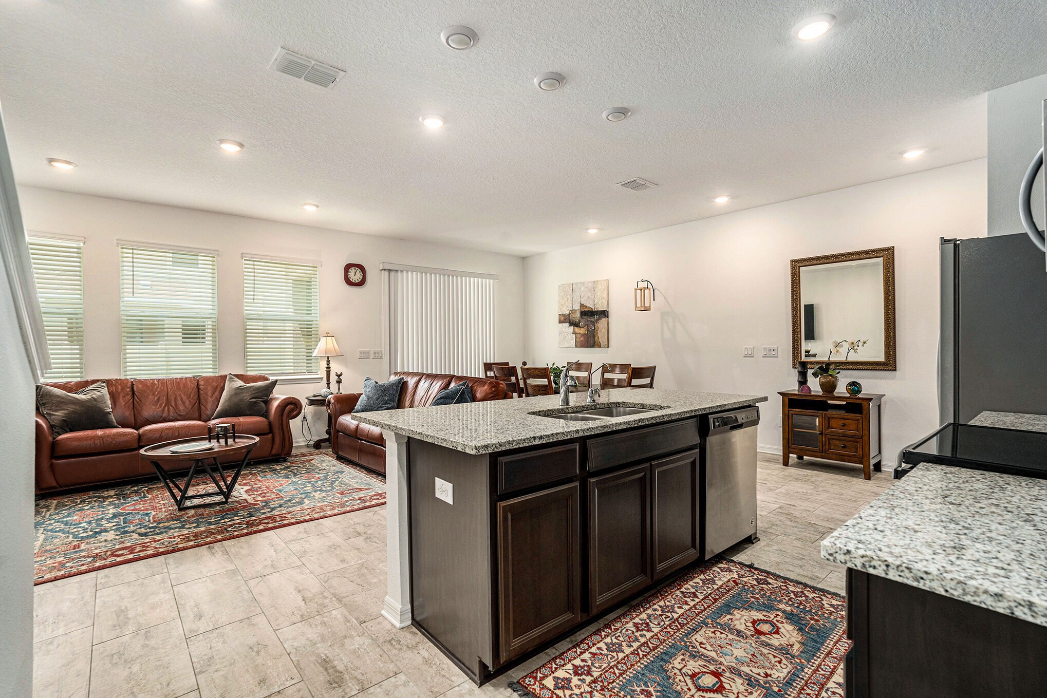 Building Photo - 1105 Lady Gouldian Ct