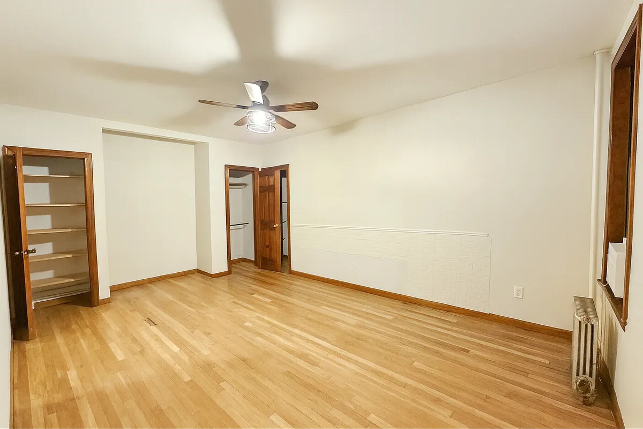 Building Photo - 2819 21st Ave