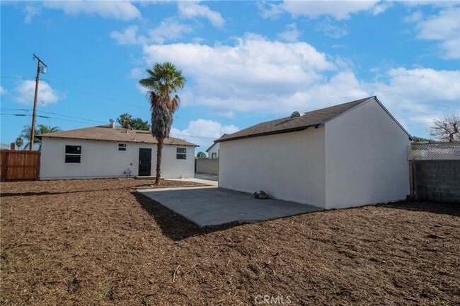Building Photo - 3041 8th Ave