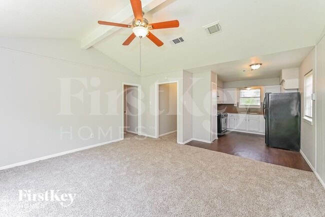 Building Photo - 12811 Claygate Dr