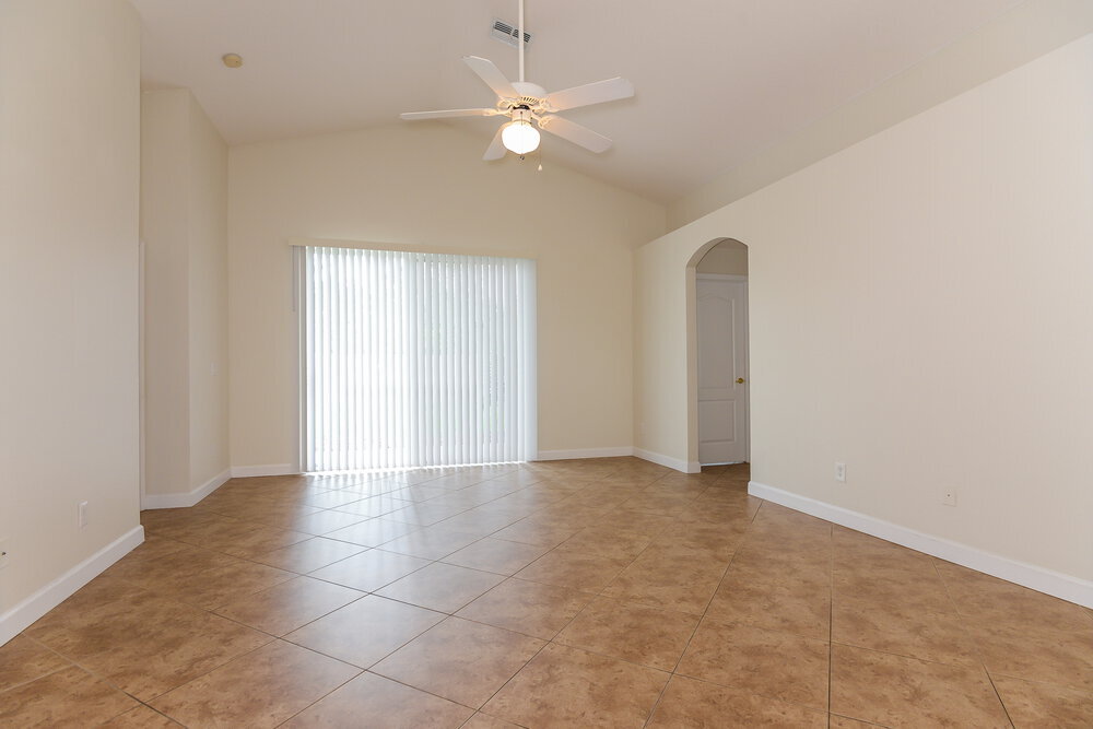 Building Photo - 30629 Midtown Ct