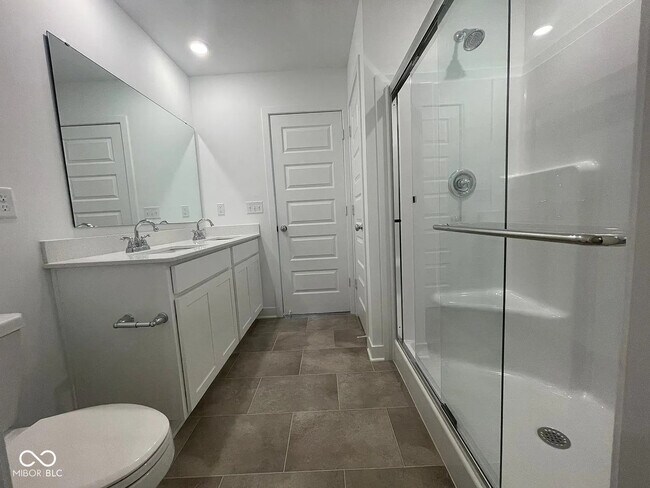 Building Photo - 6865 Orchard Run Cir